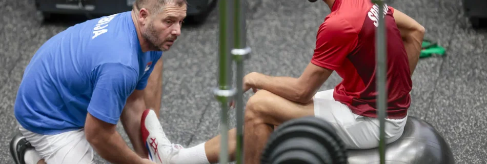 Abierto de Shanghai 2024, 1RM, aplicación de entrenamiento, Apple Watch, codificador, salto vertical, Novak Djokovic, Carlos Alcaraz, Jannik Sinner, perfil carga-velocidad, entrenamiento de fuerza, entrenamiento basado en la velocidad, Spleeft, monitorización en tiempo real, autorregulación, fatiga neuromuscular, potencia, rendimiento atlético.