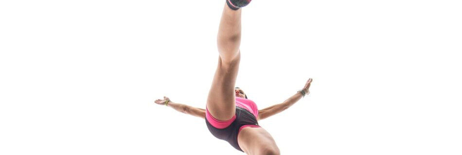 Saltos con caída, salto vertical, fuerza reactiva, ciclo de estiramiento-acortamiento, entrenamiento pliométrico.